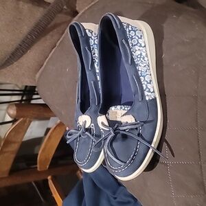 Sperry boat shoes